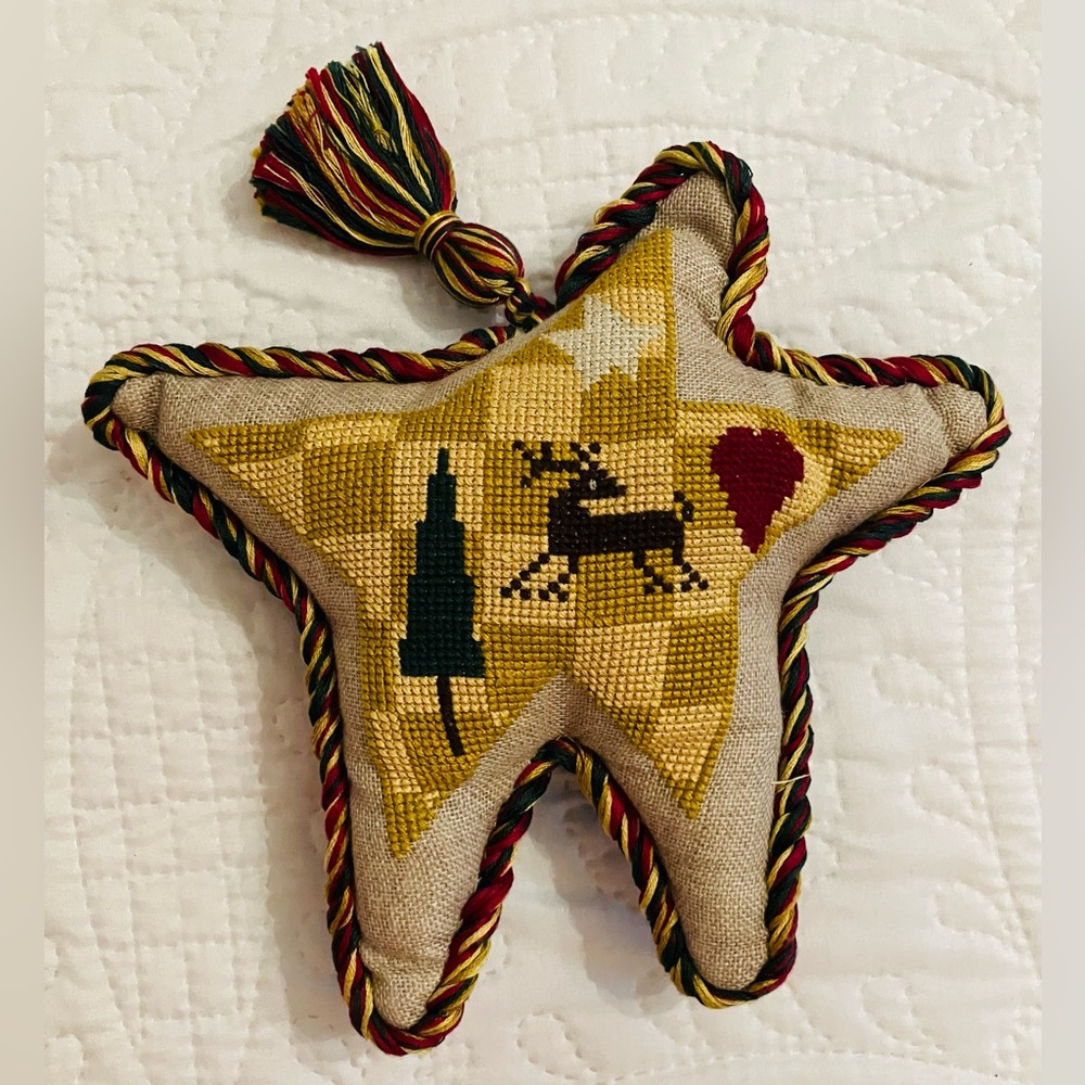 Handmade Cross-stitch Hygge Scandinavian Motif Star w/Reindeer Pillow/Ornament